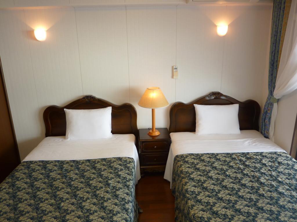 Morimar Resort Hotel Yomitan Oda fotoğraf