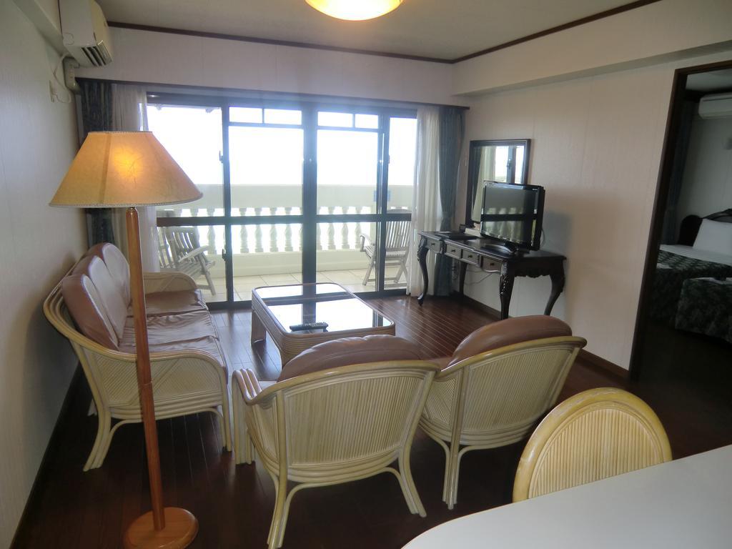 Morimar Resort Hotel Yomitan Oda fotoğraf